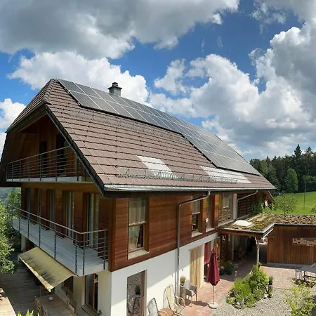 Das Zauberhaufte Bauernhaus Heimberg